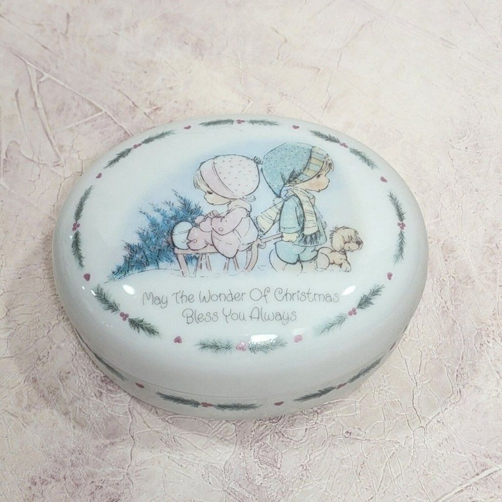 Vintage Enesco 1986 Precious Moments Oval Christmas Covered Trinket Dish